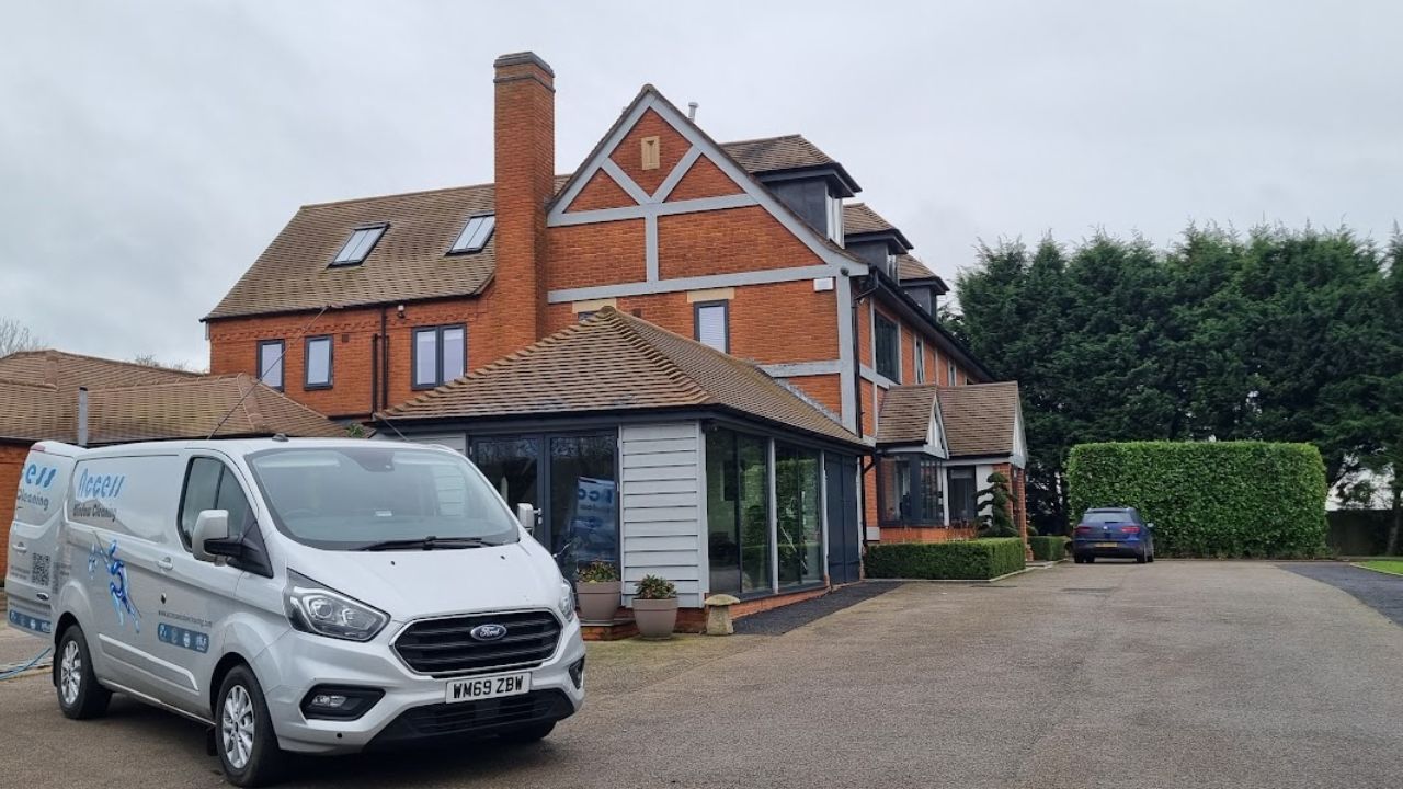 Residential Window Cleaning - Gallery - 02